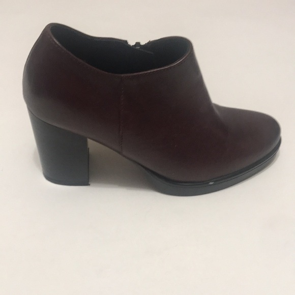 𝅺Arianna Vera Pelle Women’s Shooties Size 36 - Picture 10 of 13